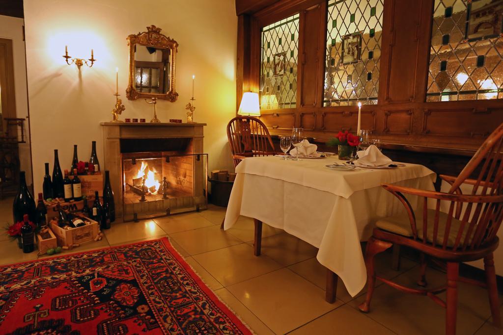 Romantik Waldhotel Mangold Bergisch Gladbach Exterior photo