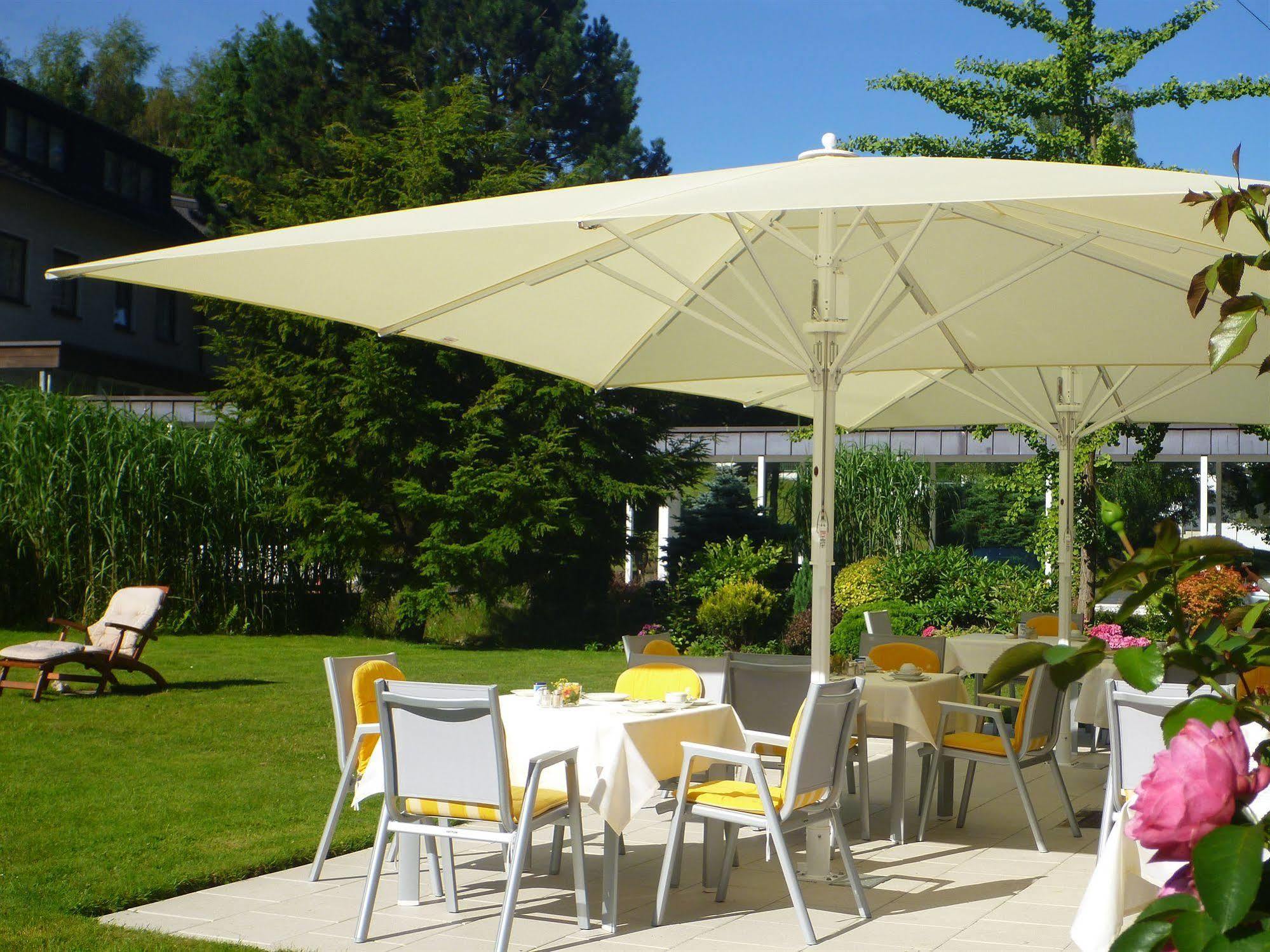Romantik Waldhotel Mangold Bergisch Gladbach Exterior photo